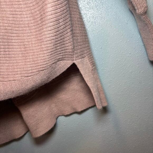 Chelsea & Violet Women’s Ribbed Pullover Sweater Cream Beige Size Medium - Picture 3 of 8